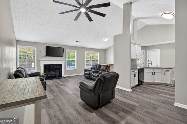 105 PRESTWYCK, Lawrenceville, GA 30043