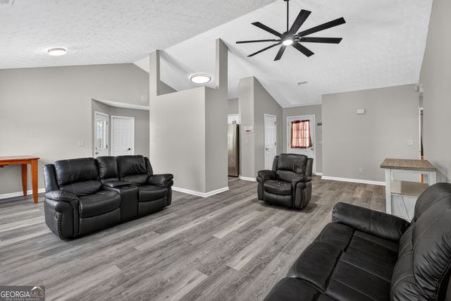 105 PRESTWYCK, Lawrenceville, GA 30043