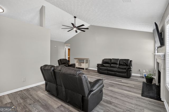 105 PRESTWYCK, Lawrenceville, GA 30043