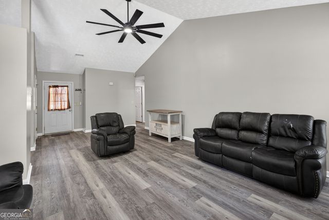 105 PRESTWYCK, Lawrenceville, GA 30043