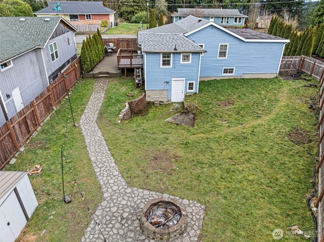 1325 Carr Boulevard, Bremerton, WA 98312