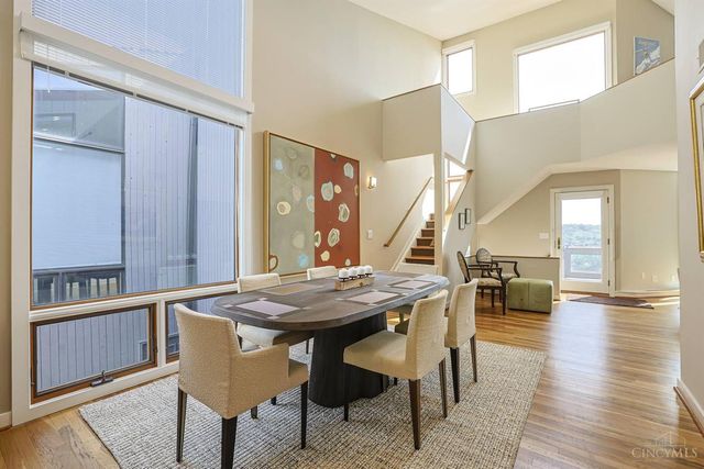 1022 Hatch Street, Cincinnati, OH 45202