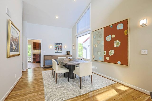 1022 Hatch Street, Cincinnati, OH 45202