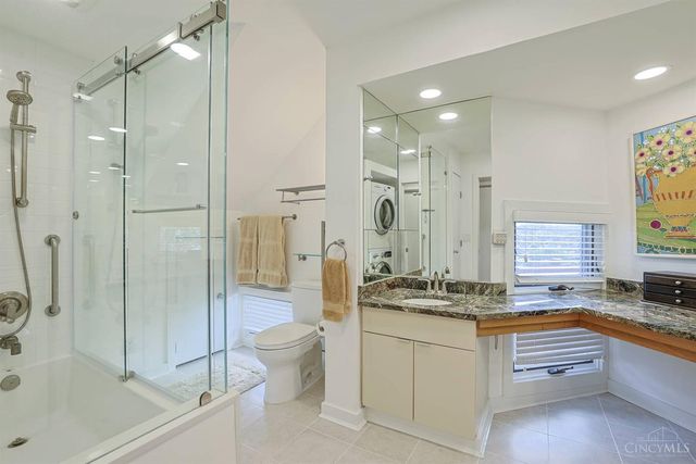1022 Hatch Street, Cincinnati, OH 45202