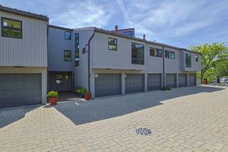 1022 Hatch Street, Cincinnati, OH 45202