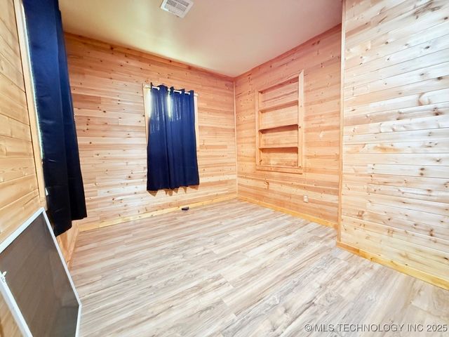 107 W Carter Street, Sperry, OK 74073