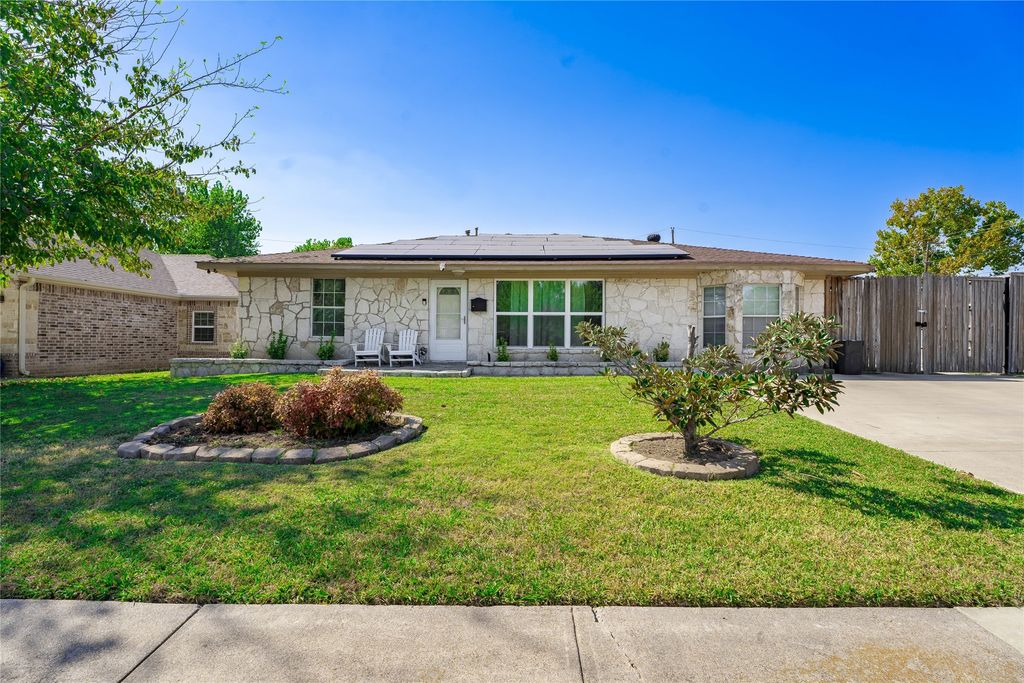 4133 Sherwood Drive, Mesquite, TX 75150