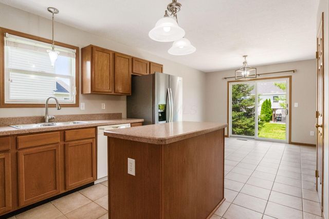 1665 Daffodil Place, Lewis Center, OH 43035