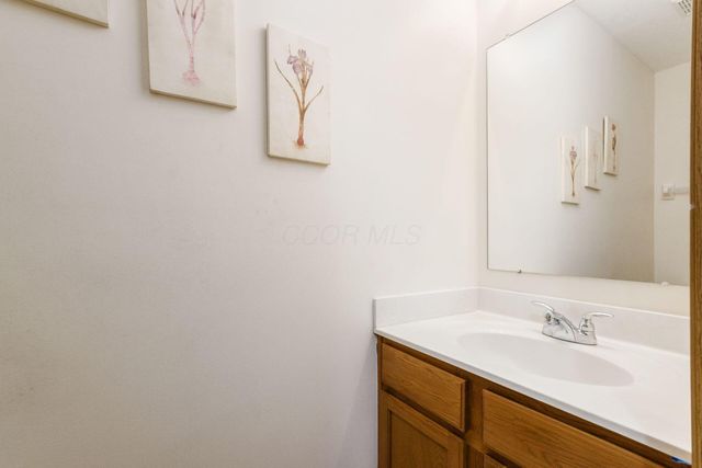 1665 Daffodil Place, Lewis Center, OH 43035