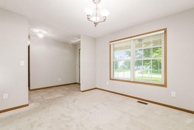 1665 Daffodil Place, Lewis Center, OH 43035