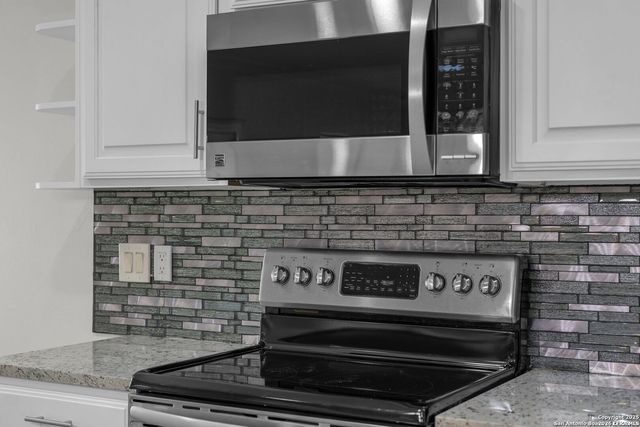 6850 Agua Calientes, San Antonio, TX 78239