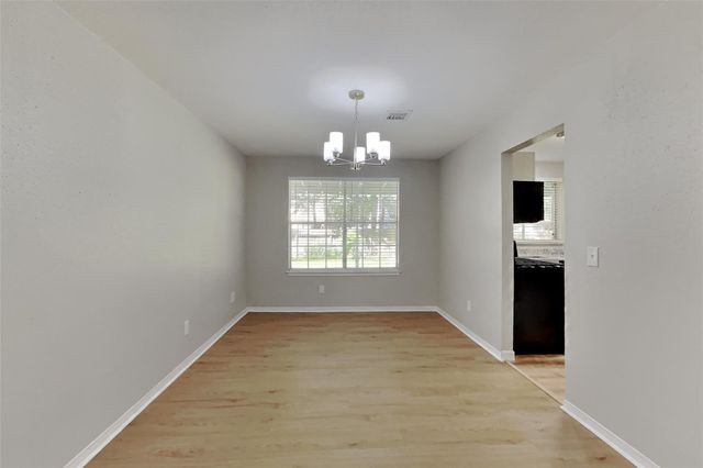 38 Still Corner Place, Spring, TX 77381