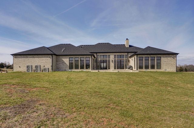 8950 Eagle Prairie Road, Fair Grove, MO 65648