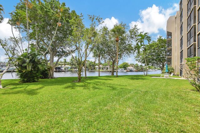 14 Royal Palm Way 102, Boca Raton, FL 33432