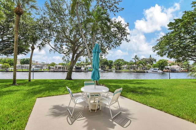 14 Royal Palm Way 102, Boca Raton, FL 33432