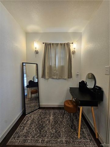 2704 N 6th Street, Mcallen, TX 78501