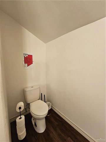 2704 N 6th Street, Mcallen, TX 78501