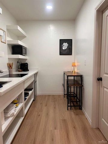 2704 N 6th Street, Mcallen, TX 78501