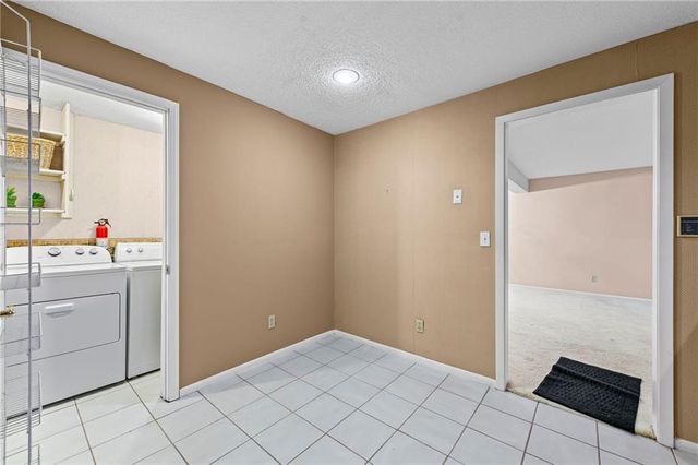 12708 W 110th Terrace, Overland Park, KS 66210