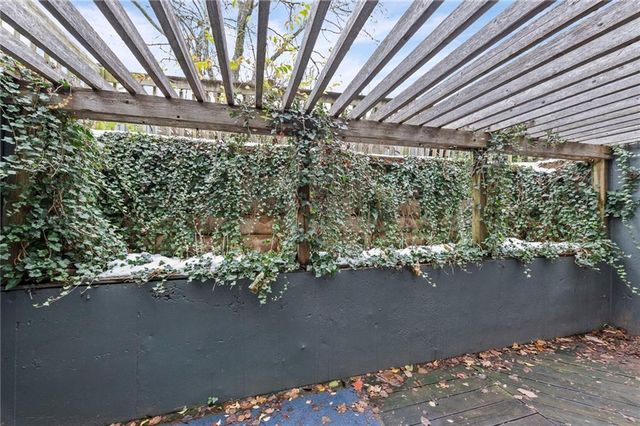 12708 W 110th Terrace, Overland Park, KS 66210