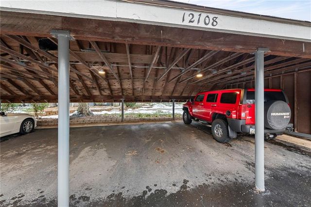 12708 W 110th Terrace, Overland Park, KS 66210