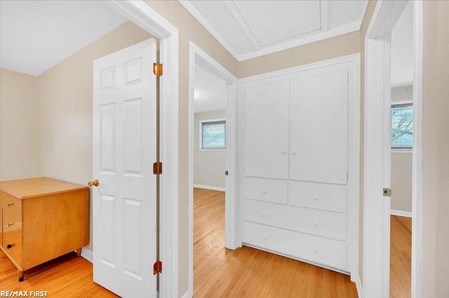 30248 Rosebriar Street, Saint Clair Shores, MI 48082