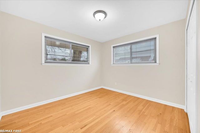 30248 Rosebriar Street, Saint Clair Shores, MI 48082