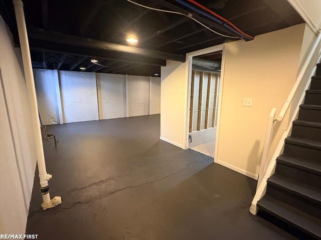 30248 Rosebriar Street, Saint Clair Shores, MI 48082