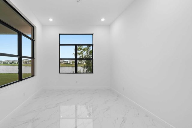5374 Saint Armands Way, Westlake, FL 33470