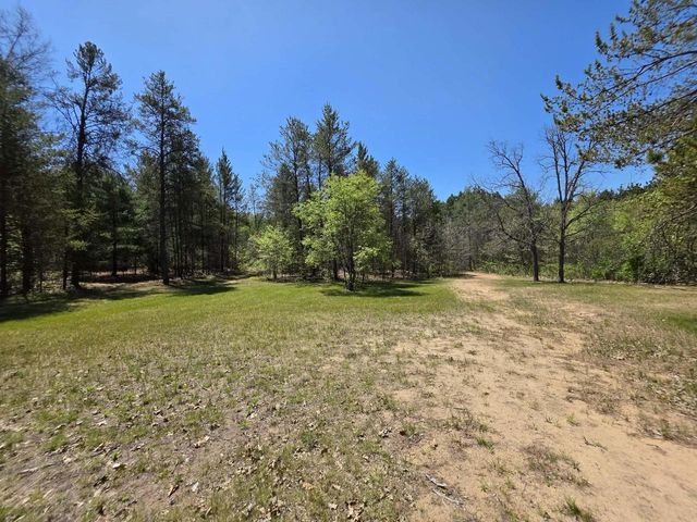 E9351 Dellwood Road, Reedsburg, WI 53959