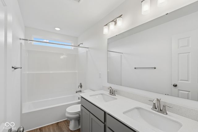 4050 Dutton Drive, Bargersville, IN 46106