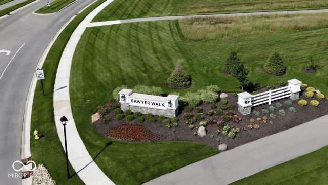 4050 Dutton Drive, Bargersville, IN 46106