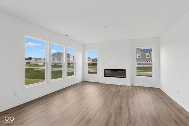 4050 Dutton Drive, Bargersville, IN 46106