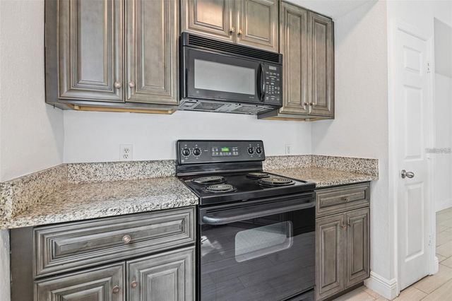 5571 ROSEHILL ROAD 104, Sarasota, FL 34233