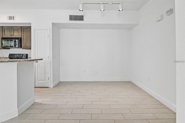 5571 ROSEHILL ROAD 104, Sarasota, FL 34233