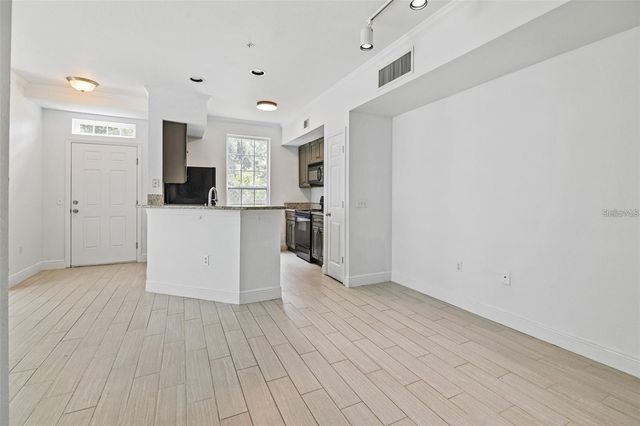 5571 ROSEHILL ROAD 104, Sarasota, FL 34233