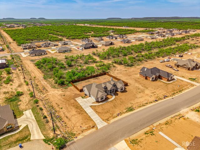 9503 Grey Wolf Lane, Grape Creek, TX 76901