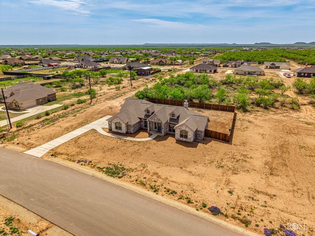 9503 Grey Wolf Lane, Grape Creek, TX 76901