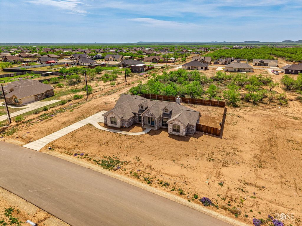 Image 43 of property listing at 9503 Grey Wolf Lane, San Angelo, TX 76901