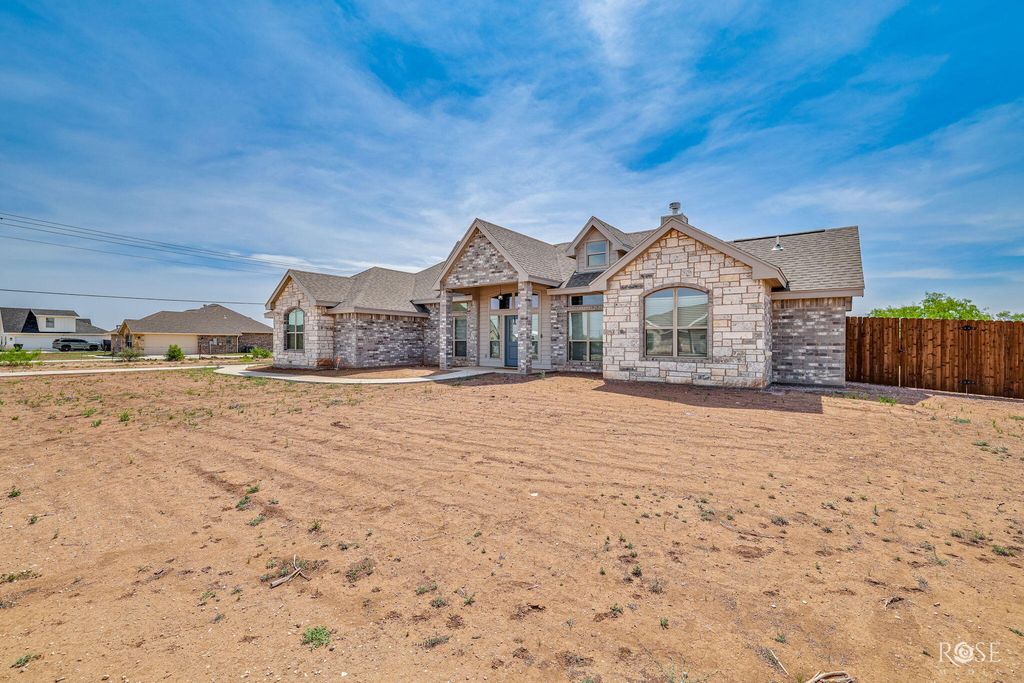 Image 6 of property listing at 9503 Grey Wolf Lane, San Angelo, TX 76901