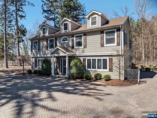 47 Broadway, Woodcliff Lake, NJ 07677