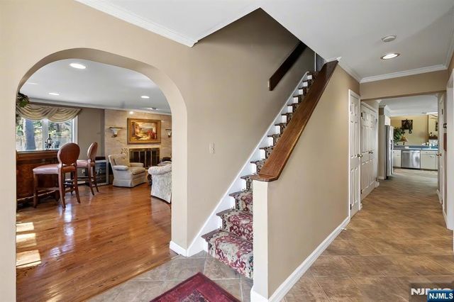 47 Broadway, Woodcliff Lake, NJ 07677