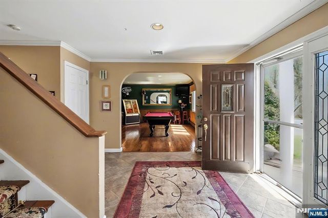 47 Broadway, Woodcliff Lake, NJ 07677