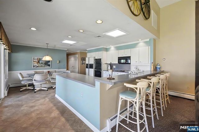 47 Broadway, Woodcliff Lake, NJ 07677