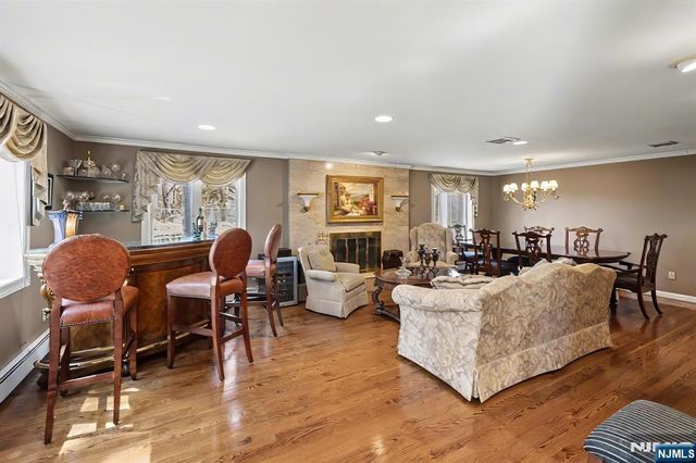 47 Broadway, Woodcliff Lake, NJ 07677