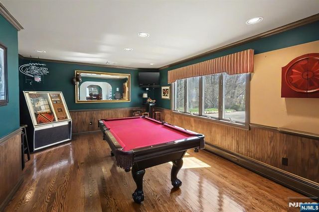 47 Broadway, Woodcliff Lake, NJ 07677