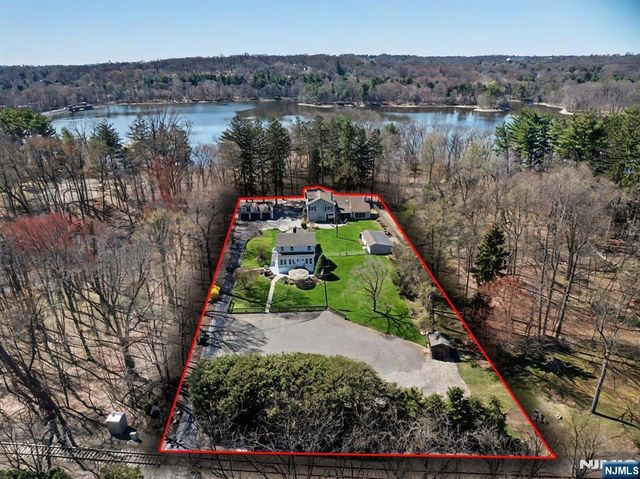 47 Broadway, Woodcliff Lake, NJ 07677