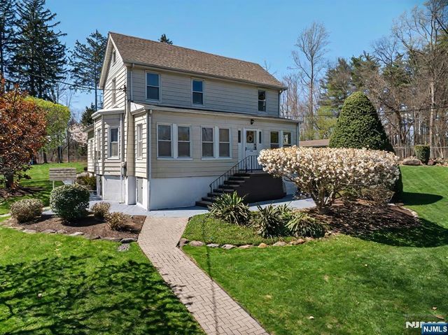 47 Broadway, Woodcliff Lake, NJ 07677