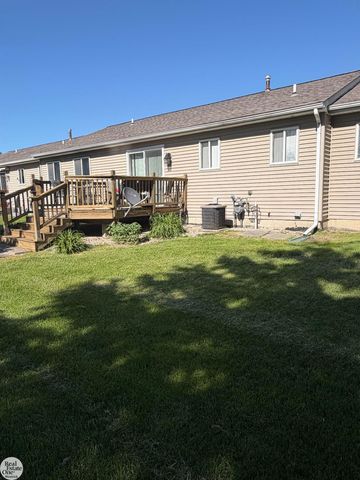 251 Huron Ln Street, Marine City, MI 48039