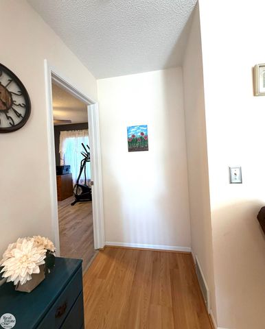 251 Huron Ln Street, Marine City, MI 48039